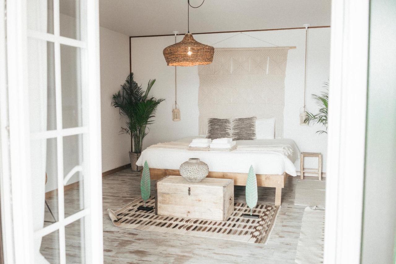 Dreamsea Surf Guest House Gouveia  Esterno foto